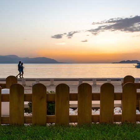 Apartamento Loutraki Sea Sunset Exterior foto