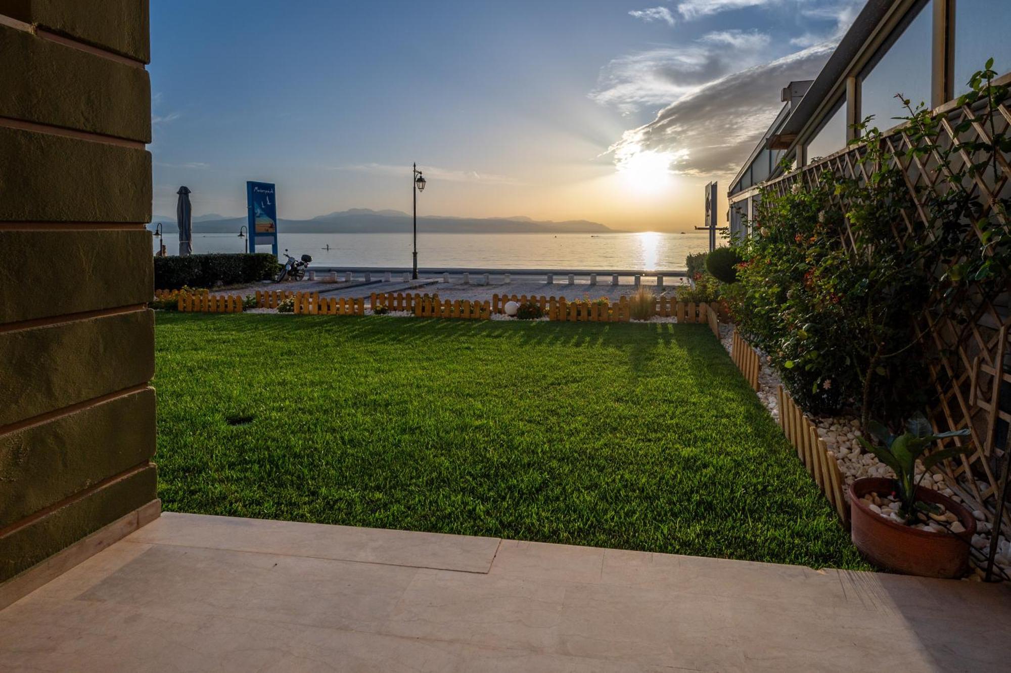 Apartamento Loutraki Sea Sunset Exterior foto